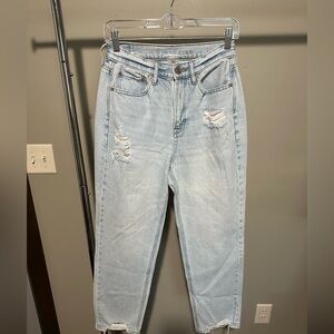 American Eagle Outfitters Light Blue Boyfriend Jeans